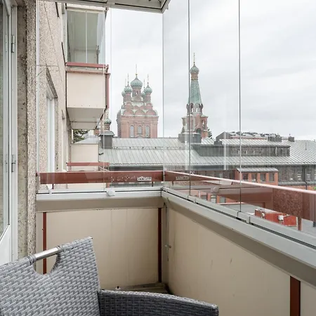 1br With Balcony Next To Railway Station