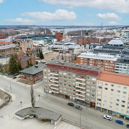 1br & Balcony Next To Railway Station Appartamento *